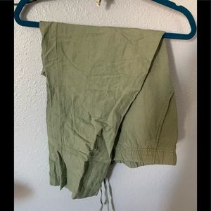 Womens linen pants, size medium
